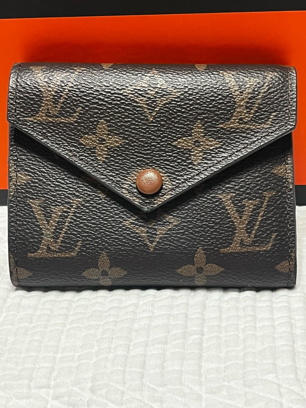 Louis. Vuitton. Brown Monogram Victorine Small Wallet